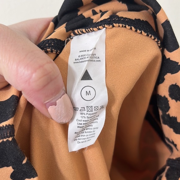 Balance Athletica Ascend Pant King Cheetah Kingdom Collection 2.0 Leggings Sz M - Picture 9 of 9